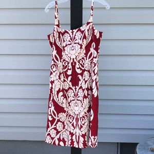 Stunning Ann Taylor petite dress size 6P. Linen blend red floral spaghetti strap
